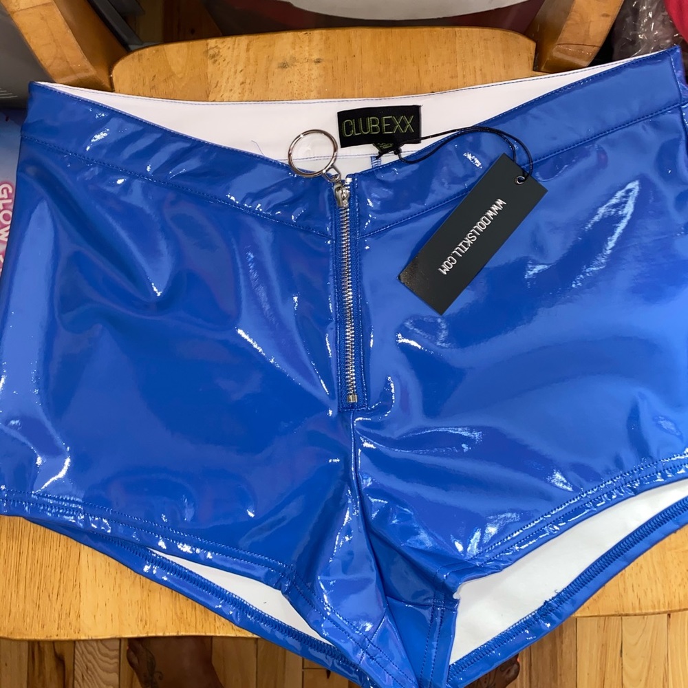 Vinyl zipper front shorts